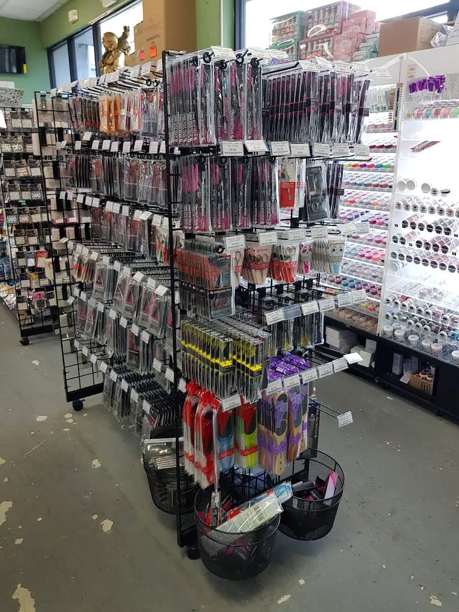 Queen Nails Beauty Supply